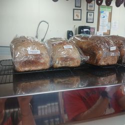 Fresh jalapeño cheddar sourdough yum yums!