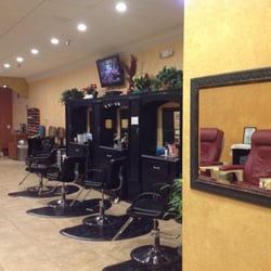 LA Vogue Salon