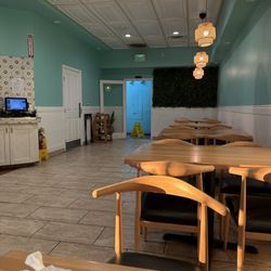 Diplomat La Verne - The back seating area, very clean!