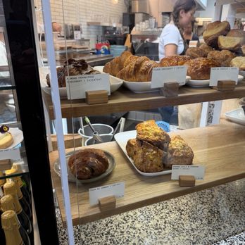 Tartine Bakery - Bakeries Near Me - San Francisco, California Tartine Bakery - Bakeries Near Me - San Francisco, California