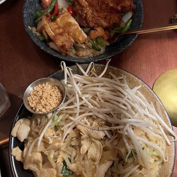The Dara - Pad Thai and drunken noodles - Thai Near Me - Baltimore, Maryland The Dara - Pad Thai and drunken noodles - Thai Near Me - Baltimore, Maryland