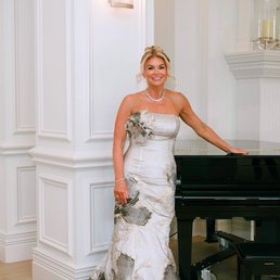 mira gown reviews