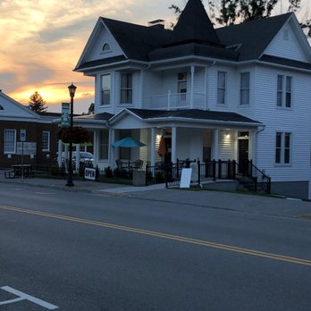 The Front Porch on Main - a large white house - American Near Me - Tazewell, Virginia The Front Porch on Main - a large white house - American Near Me - Tazewell, Virginia