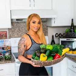 Fit In Her Kitchen - Fit In Her Kitchen
