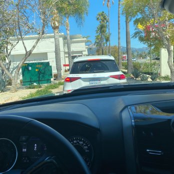 In-N-Out Burger - Yes it's worth waiting 30 mins in the drive thru - Fast Food Near Me - Goleta, California In-N-Out Burger - Yes it's worth waiting 30 mins in the drive thru - Fast Food Near Me - Goleta, California