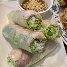 Imitation Steam Pork Spring Rolls /gỏi Cún Cha Lửa Chảy