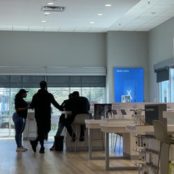 Xfinity Store by Comcast