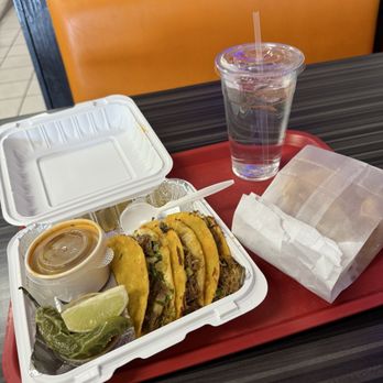 Tacos El Goloso - Birria Tacos - Tacos Near Me - San Pedro, California Tacos El Goloso - Birria Tacos - Tacos Near Me - San Pedro, California