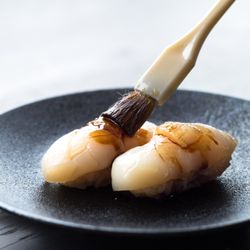 Hotate Edoprime Nigiri