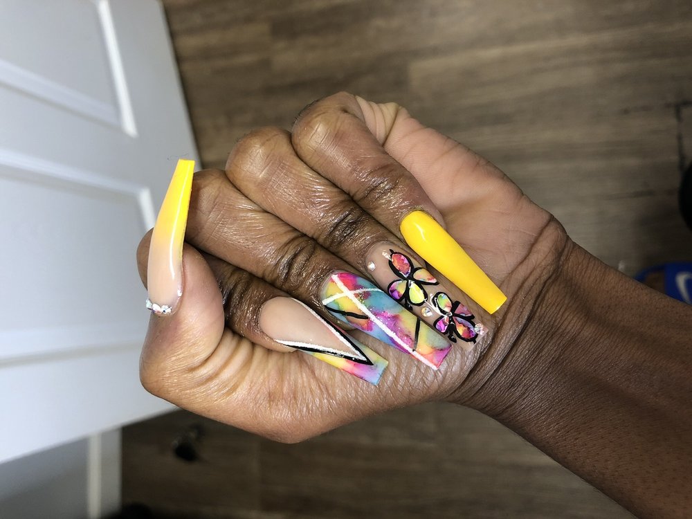 DREAMS NAIL LOUNGE Updated May 2024 27 Photos & 10 Reviews 635 S