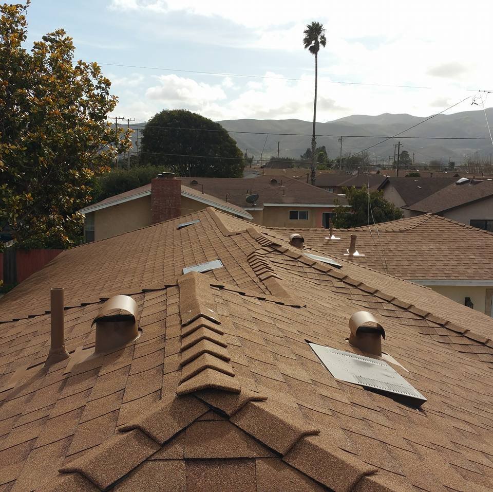 Slide of Sergio's Roofing & Rain Gutters