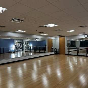 Wisconsin Athletic Club - The Lotus Room - used for group classes on the lower level - Gyms Near Me - Milwaukee, Wisconsin Wisconsin Athletic Club - The Lotus Room - used for group classes on the lower level - Gyms Near Me - Milwaukee, Wisconsin