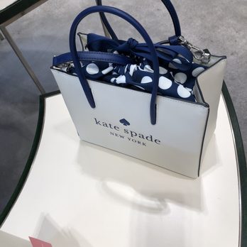 Tampa Premium Outlets - New Kate Spade purse - February 2021 - Outlet Stores Near Me - Lutz, Florida