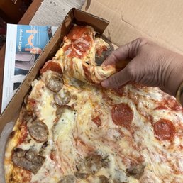 We ate the pizza cuz we were starving We ate the pizza cuz we were starving