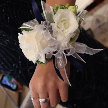 Jenny's Flower - Florists Near Me - Brooklyn, New York