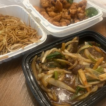 China Chef - Chow mein, Mongolian Beef, Orange Chicken - Chinese Near Me - Clovis, California