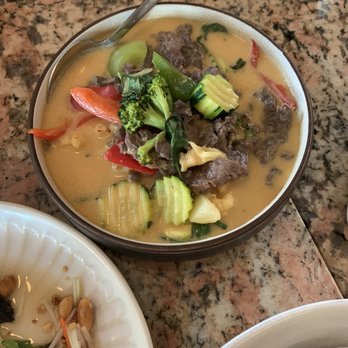 Charm Thai Bistro - House Curry with beef - Thai Near Me - Oakland, California Charm Thai Bistro - House Curry with beef - Thai Near Me - Oakland, California