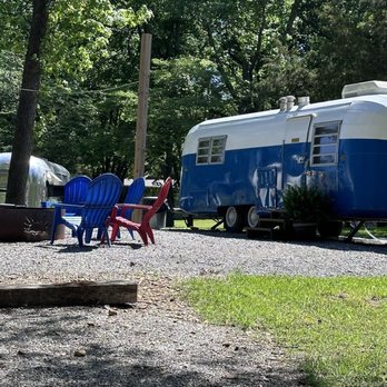 Ky Lake Glamping - Vintage glamping larger - Vacation Rentals Near Me - New Concord, Kentucky Ky Lake Glamping - Vintage glamping larger - Vacation Rentals Near Me - New Concord, Kentucky