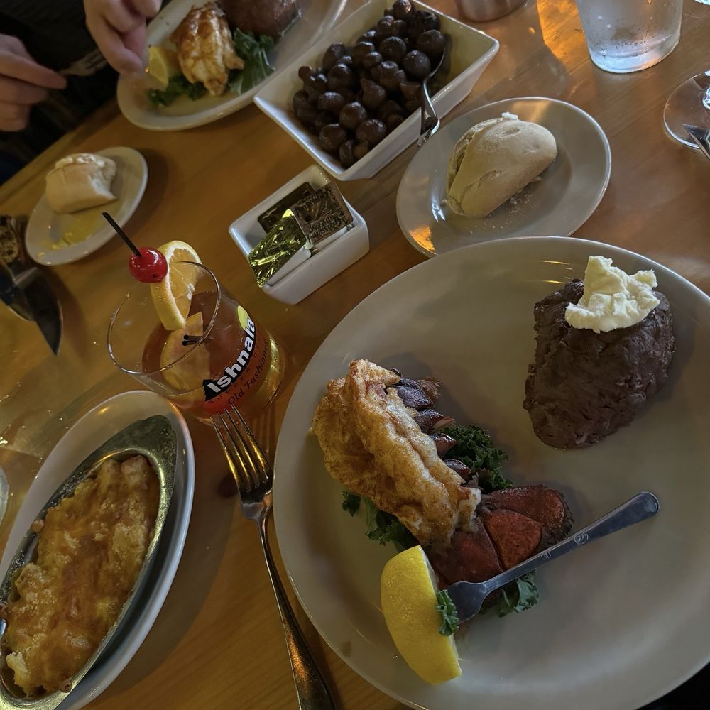Ishnala - Au gratin potatoes lobster filet mushroom - Steakhouses Near Me - Wisconsin Dells, Wisconsin Ishnala - Au gratin potatoes lobster filet mushroom - Steakhouses Near Me - Wisconsin Dells, Wisconsin