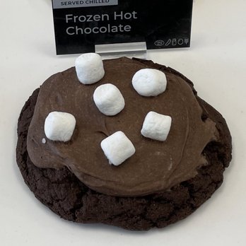 Crumbl - Cherry Creek - Bakeries Near Me - Denver, Colorado