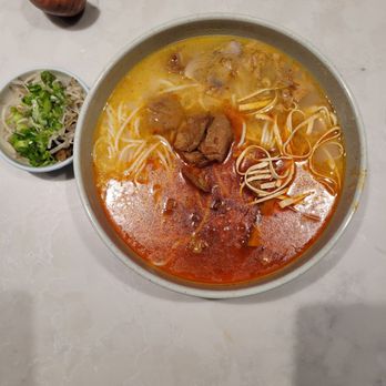 Yunqueen Rice Noodles - Chinese Near Me - Vancouver, British Columbia Yunqueen Rice Noodles - Chinese Near Me - Vancouver, British Columbia