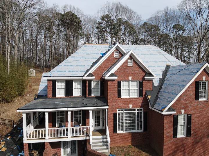 Slide of Top Notch Roofing & Construction
