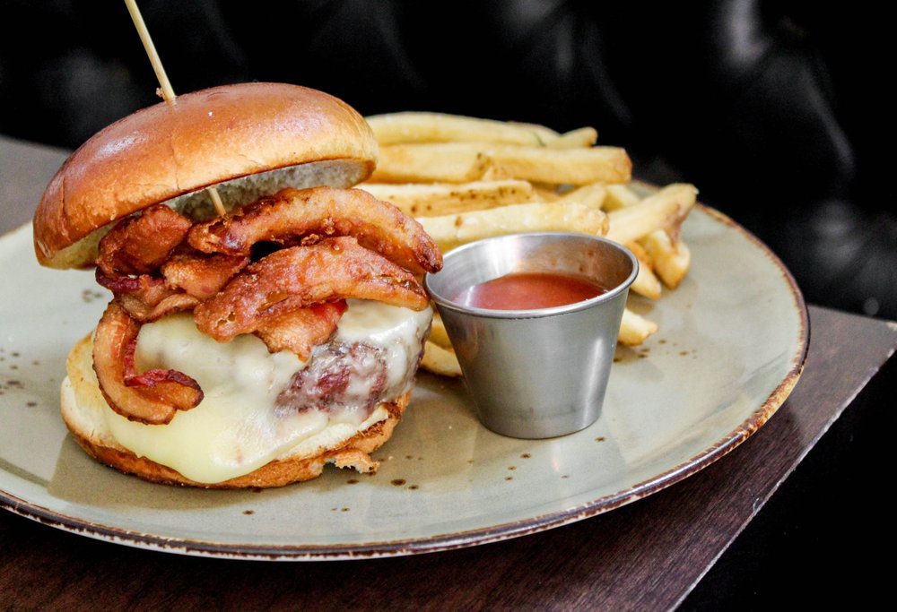 Farm Bar - Lakeview