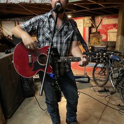 Old Car City USA - Guitar and vocals by Trent Mayo