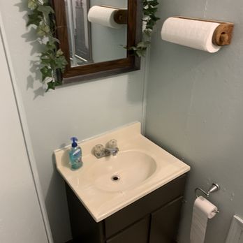 Patty's Kitchen - Very clean restrooms - American Near Me - Dublin, Virginia