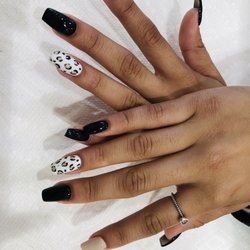 Blooming Nails Of Roslyn