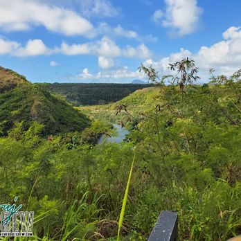 Opaeka'a Falls - The lookout looking over Wailua River - Parks Near Me - Kapaa, Hawaii