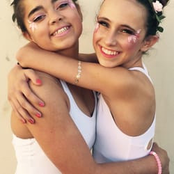 Orange County Aerial Arts - Close bonds of friendship that our apprentice team develop.
