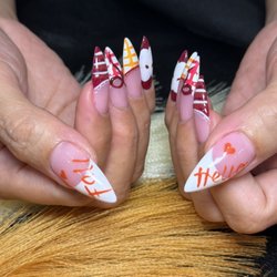 Golden File Nail Spa