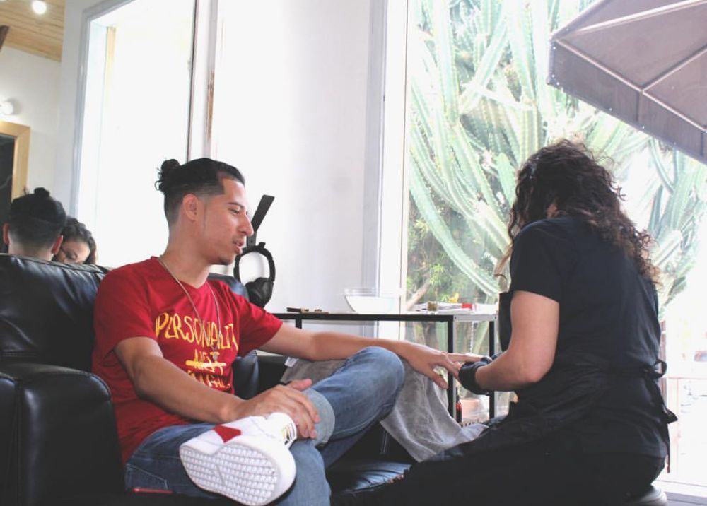 Anywhr Self Care Svcs Logo