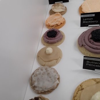 Crumbl - Clinton Hwy - Bakeries Near Me - Knoxville, Tennessee