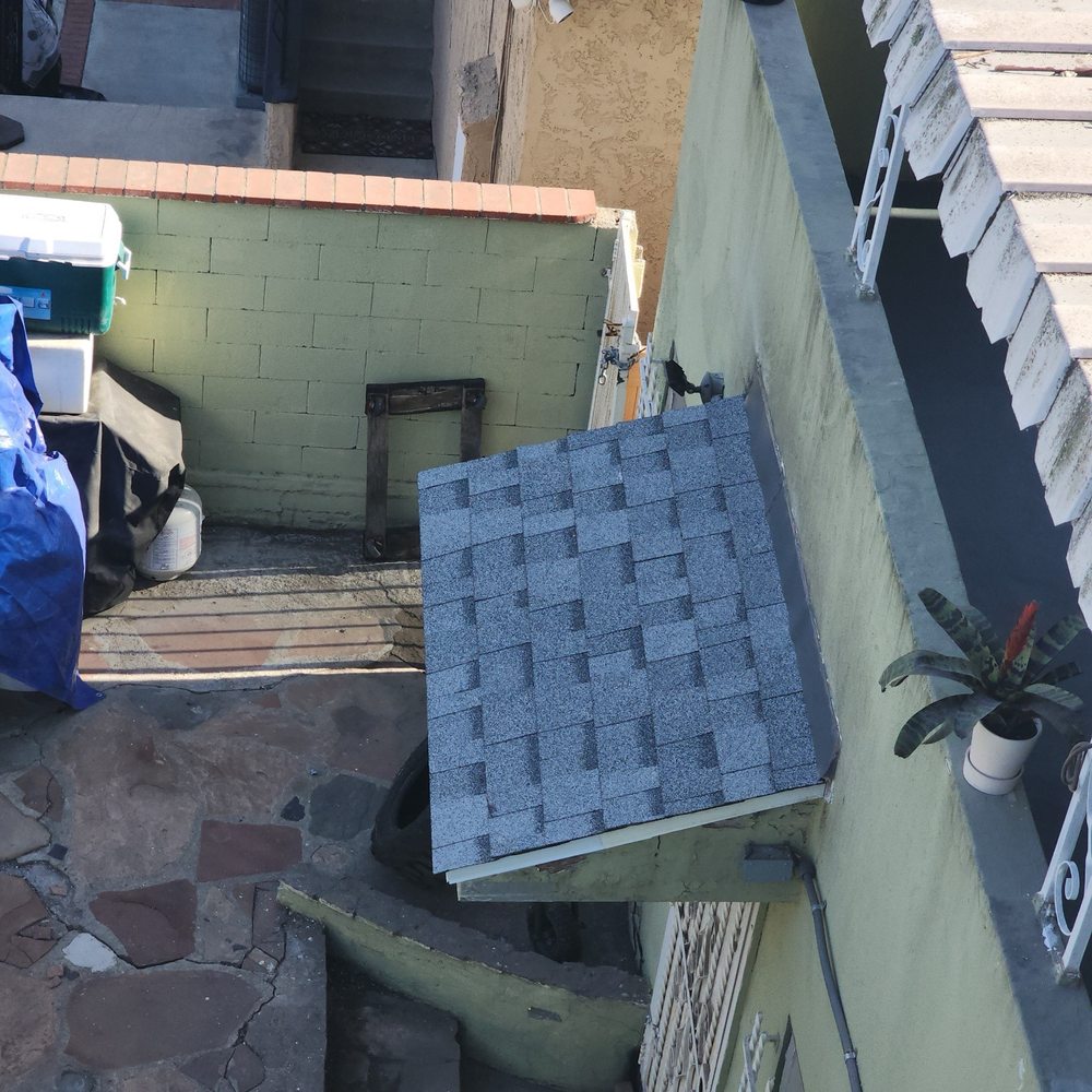 Slide of Pro Roofing Experts