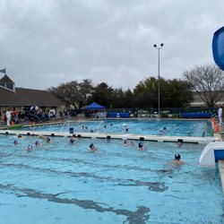 Micki Krebsbach Swimming Pool - Youth, masters waterpolo.