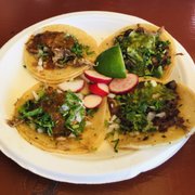A Culinary Journey on Wheels: Delicioso Elenita's Taco Truck