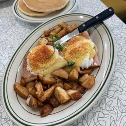 Eggs Benedict
