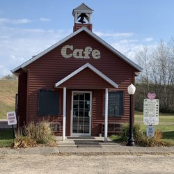 School House Cafe - Outside