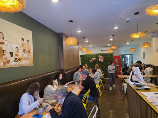 Arom Dee Thai by null