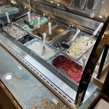 Carraras Cafe - Gelato - Cafes Near Me - Camarillo, California Carraras Cafe - Gelato - Cafes Near Me - Camarillo, California