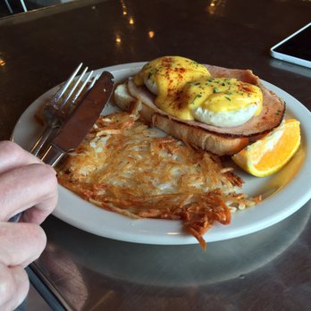 Circle D Eatery - Awesome Eggs Benedict. - Coffee & Tea Near Me - Escalante, Utah