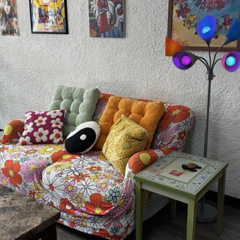 The Tie Dyed Coffee Bean - Cozy hippie vibe spot - Coffee & Tea Near Me - Surfside Beach, South Carolina The Tie Dyed Coffee Bean - Cozy hippie vibe spot - Coffee & Tea Near Me - Surfside Beach, South Carolina