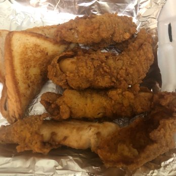 Longhorn Cafe - Breading falling off the chicken and forgot to put gravy in my order - Burgers Near Me - San Antonio, Texas Longhorn Cafe - Breading falling off the chicken and forgot to put gravy in my order - Burgers Near Me - San Antonio, Texas