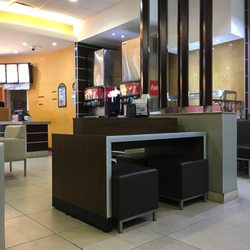Carl's Jr