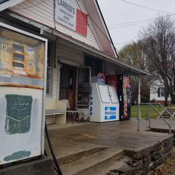 Carriss's Grocery - The view from outside - American Near Me - Shelbyville, Kentucky