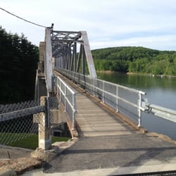 Pleasant Hill Lake Park