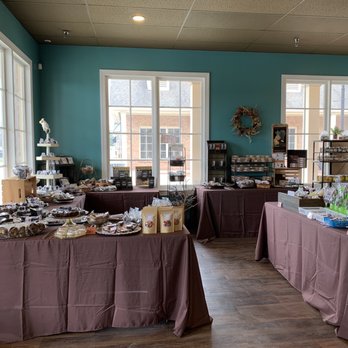 Art Eatables - a large room with tables covered with food - Chocolatiers & Shops Near Me - Louisville, Kentucky Art Eatables - a large room with tables covered with food - Chocolatiers & Shops Near Me - Louisville, Kentucky