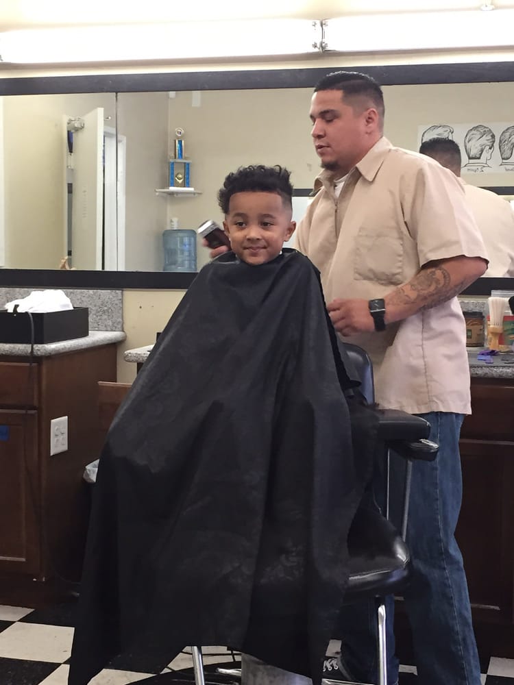 TONY’S BARBER SHOP 3109 Niles St, Bakersfield, California Barbers